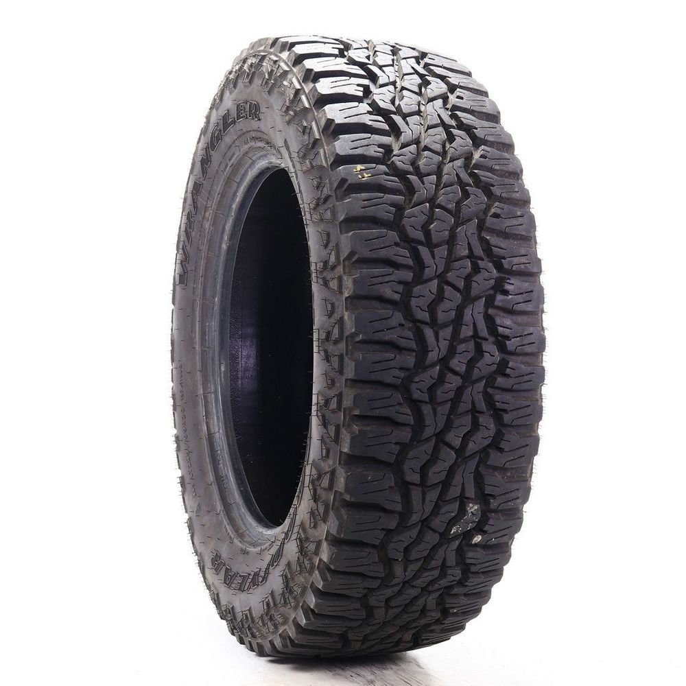 Used LT 285/65R20 Goodyear Wrangler Ultra Terrain AT 127/124Q - 17/32 - Image 1