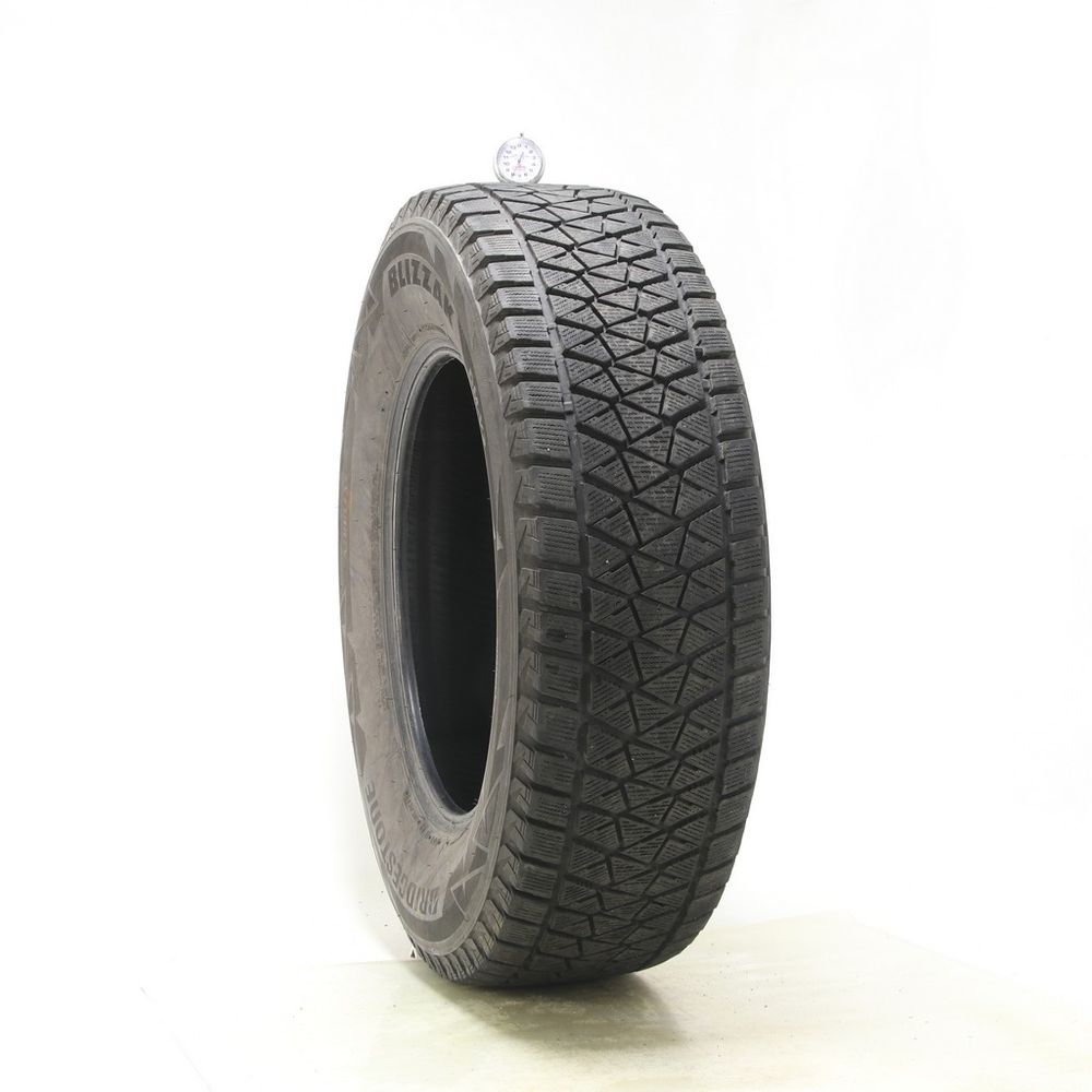 Set of (2) Used 255/70R18 Bridgestone Blizzak DM-V2 112S - 7.5-8/32 - Image 4