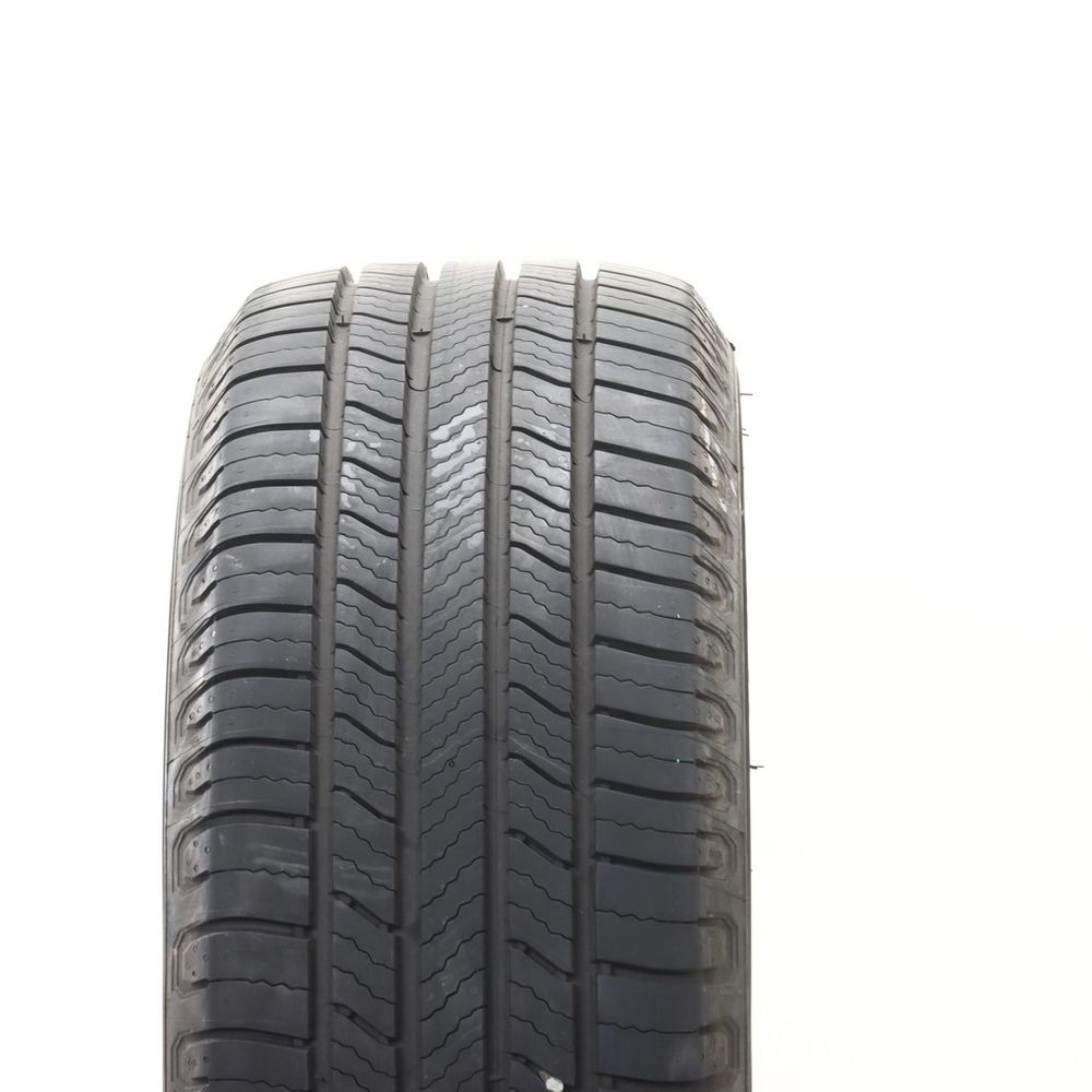 Set of (2) Driven Once 205/55R16 Michelin Defender 2 91H - 10-10.5/32 - Image 2