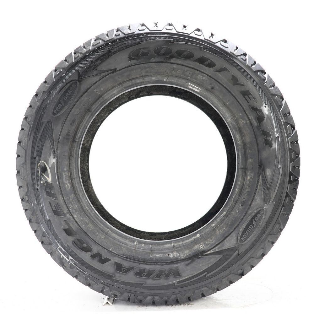 Used LT 325/60R18 Goodyear Wrangler Silent Armor Pro-Grade 124/121R - 13/32 - Image 3