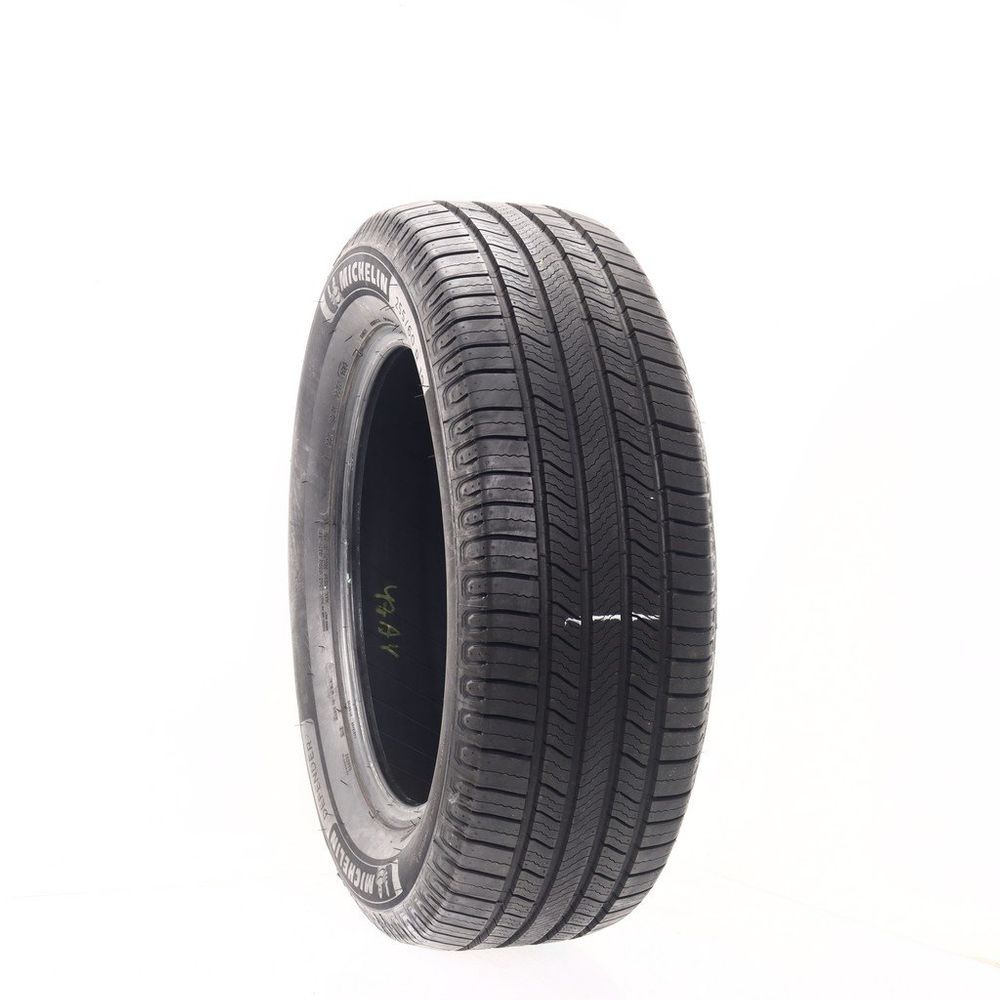 New 255/60R19 Michelin Defender 2 109H - Image 1