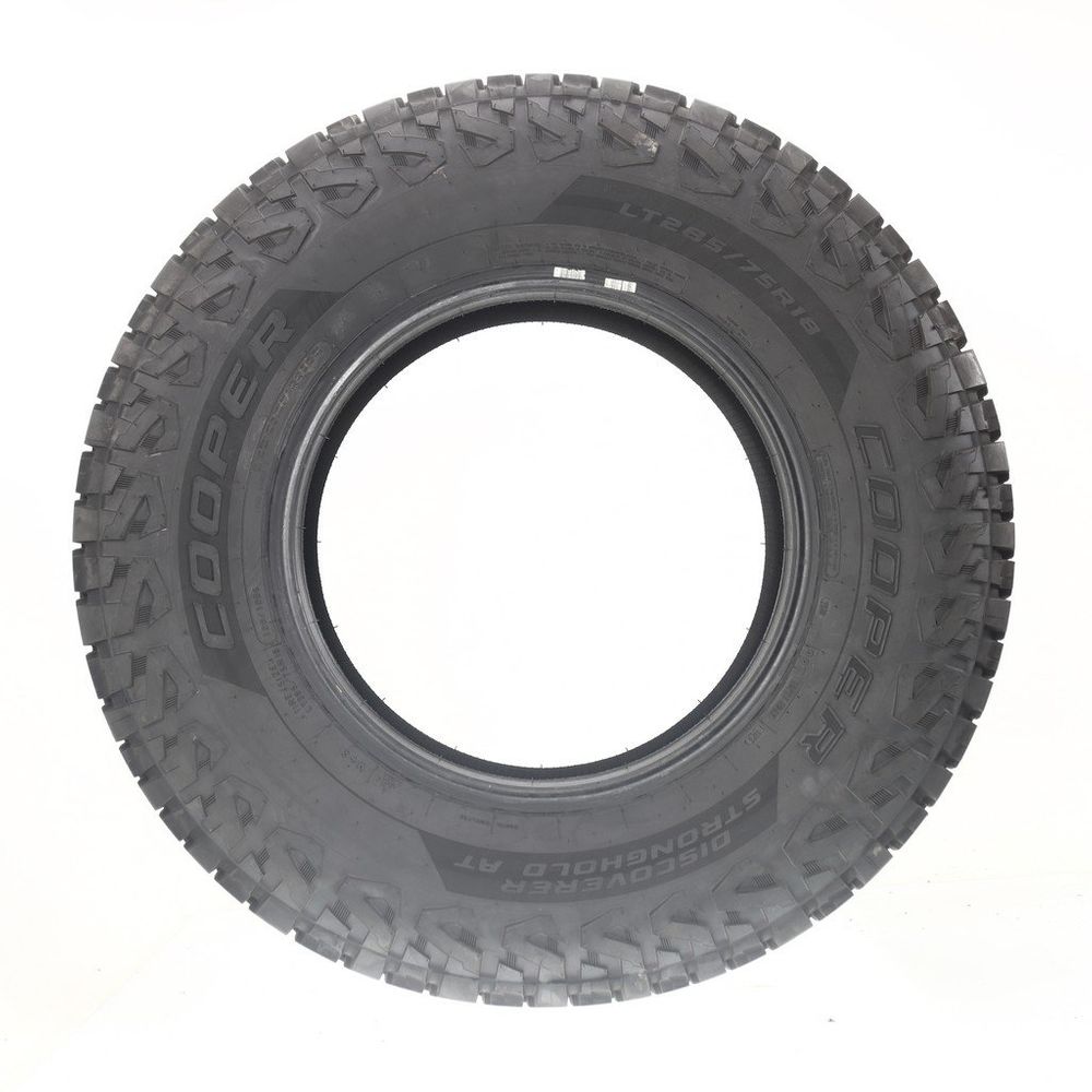 Used LT 285/75R18 Cooper Discoverer Stronghold AT 129/126S E - 16.5/32 - Image 3