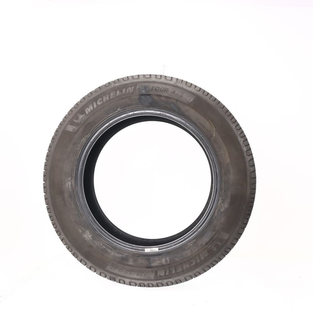 Set of (2) Used 225/65R17 Michelin X Tour A/S 2 102H - 6.5-7/32 - Image 3