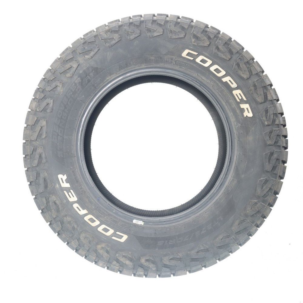 Set of (2) Used LT 275/70R18 Cooper Discoverer Stronghold AT 125/122S E - 13.5-14/32 - Image 6