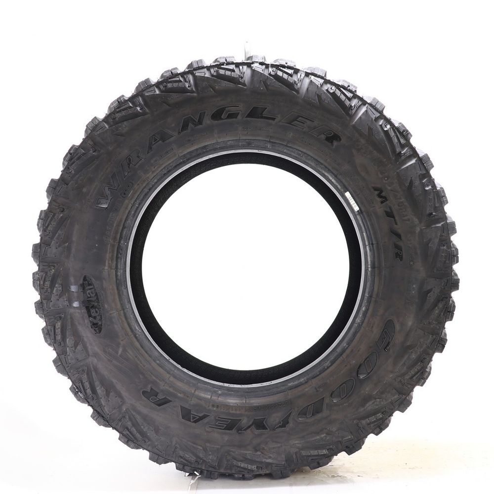Used LT 265/70R17 Goodyear Wrangler MT/R 121/118Q E - 9/32 - Image 3