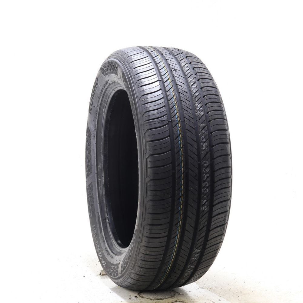 Set of (4) New 255/55R20 Kumho Crugen HP71 110H - 10/32 - Image 1