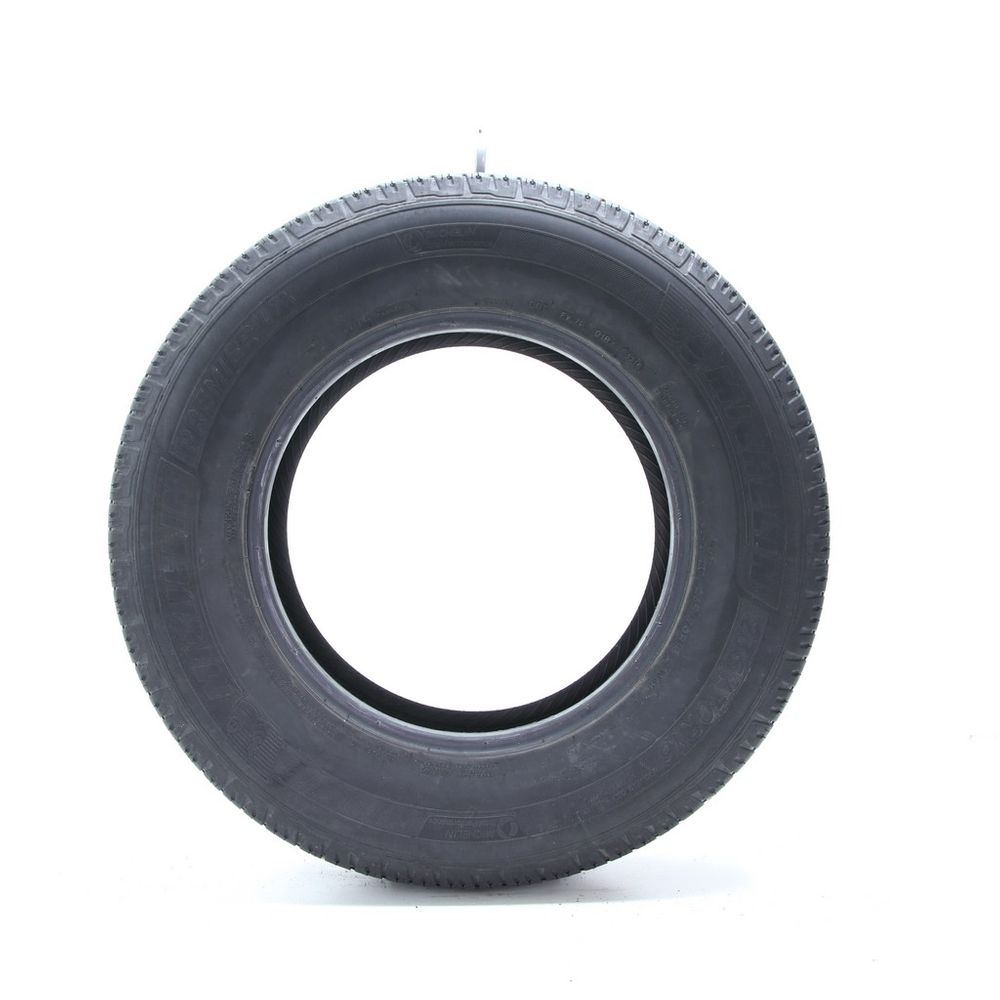 Set of (2) Used 235/70R16 Michelin Premier LTX 106H - 6/32 - Image 3