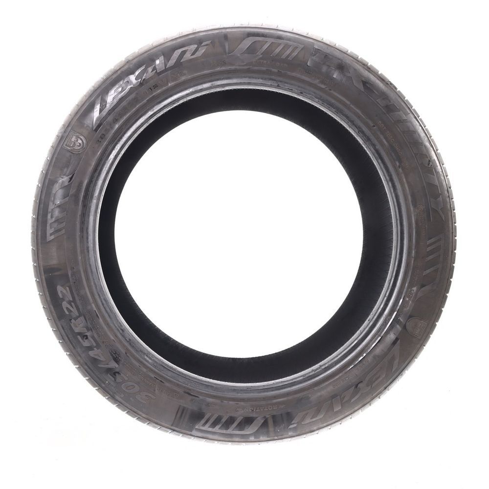 Used 305/45R22 Lexani LX-Thirty 118V - 7.5/32 - Image 3