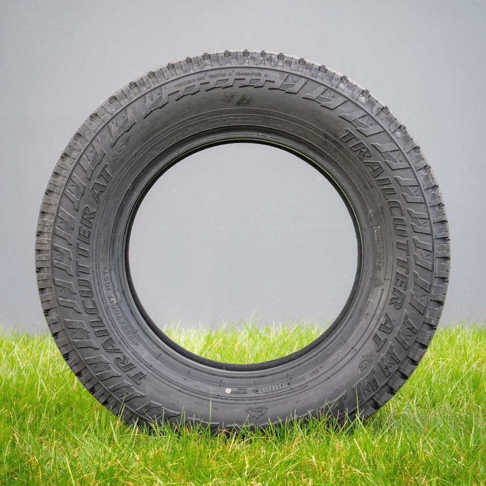 New 235/70R17 Trailcutter AT 4S 108T - New - Image 3