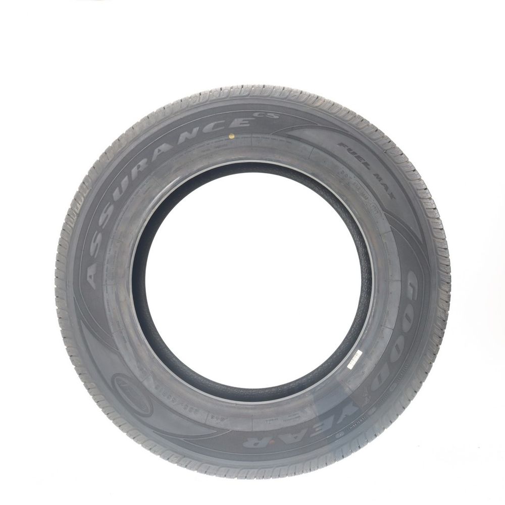 Driven Once 235/65R18 Goodyear Assurance CS Fuel Max 106T - 11/32 - Image 3
