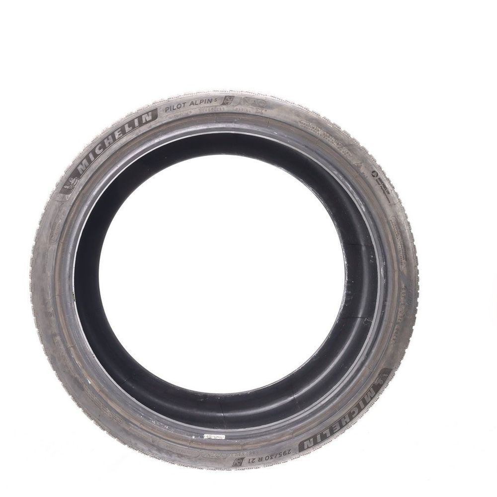 Used 295/30R21 Michelin Pilot Alpin 5 NAO 102V - 6.5/32 - Image 3