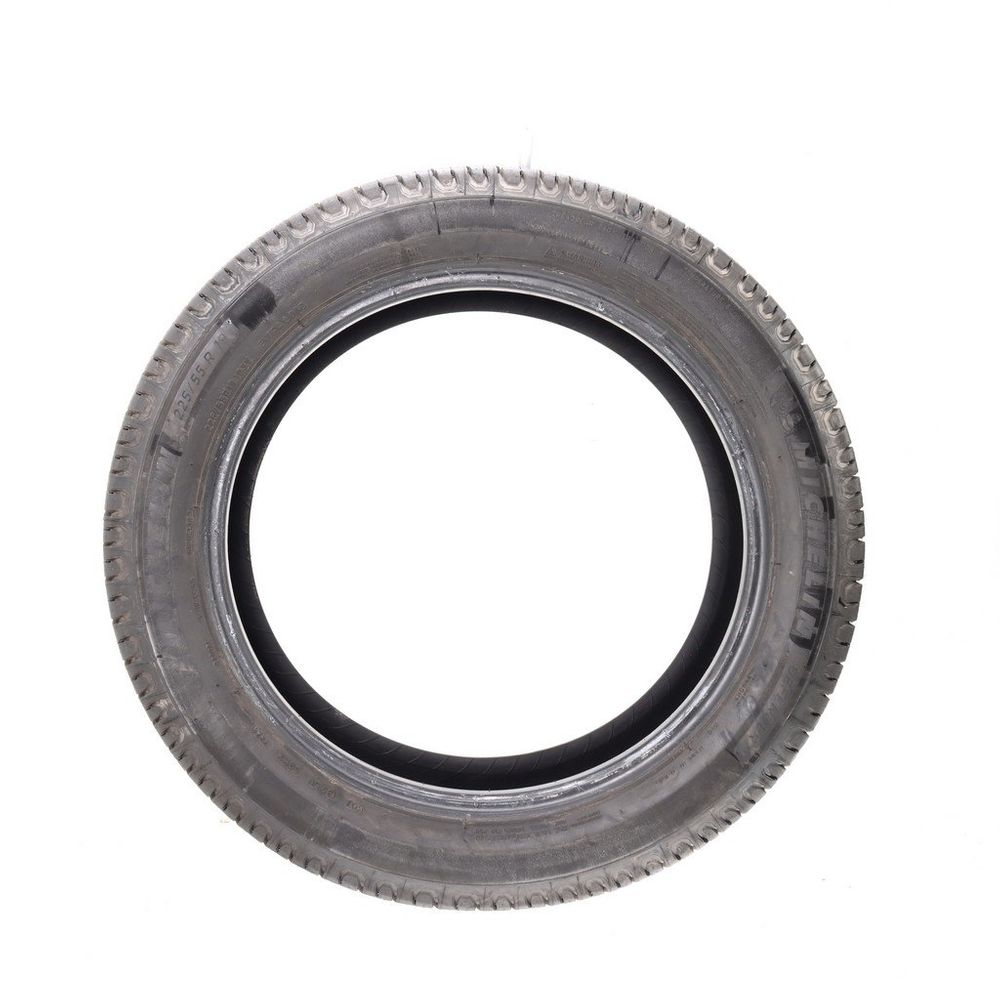 Set of (4) Used 225/55R19 Michelin Defender 2 103V - 9-10/32 - Image 3