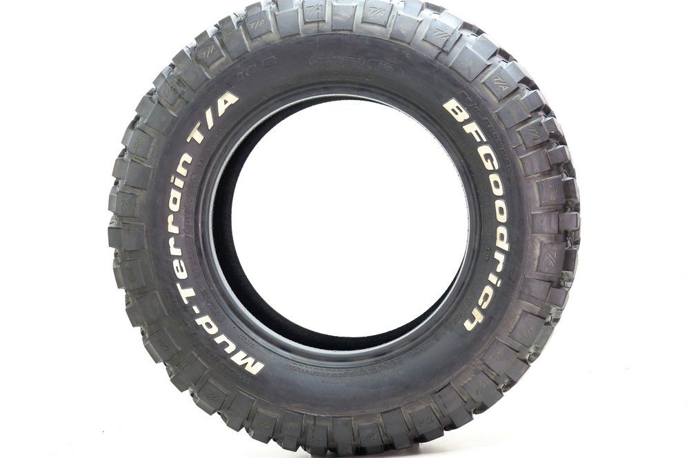 Used LT 265/70R17 BFGoodrich Mud-Terrain T/A KM2 121/118Q E - 16/32 - Image 3