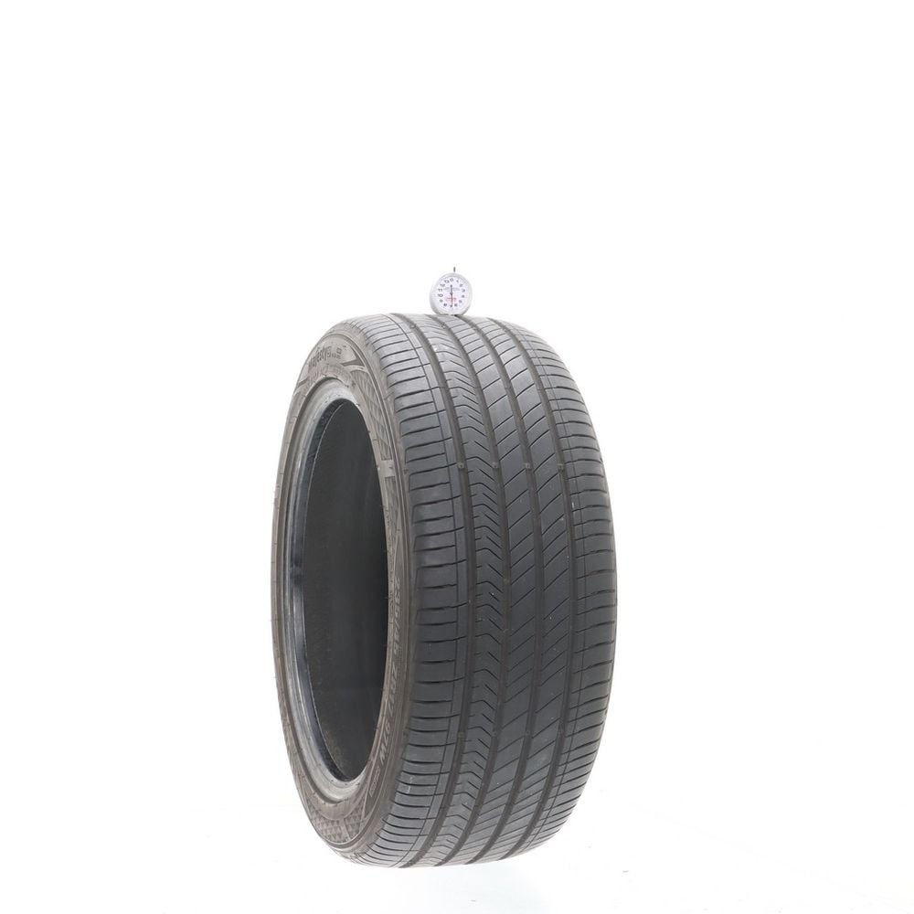 Set of (2) Used 235/45ZR17 Kumho Majesty 9 Solus TA91 97W - 6.5-7.5/32 - Image 1