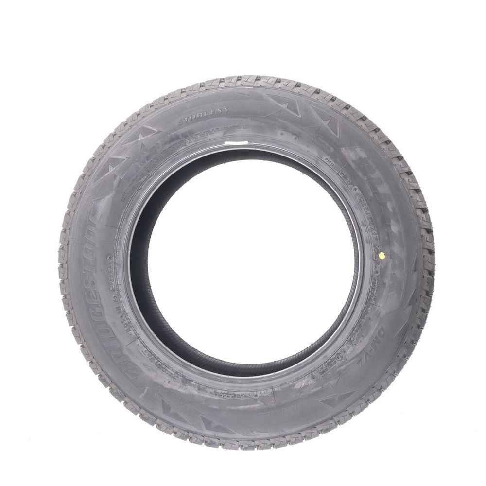 New 225/65R17 Bridgestone Blizzak DM-V2 102S - Image 3