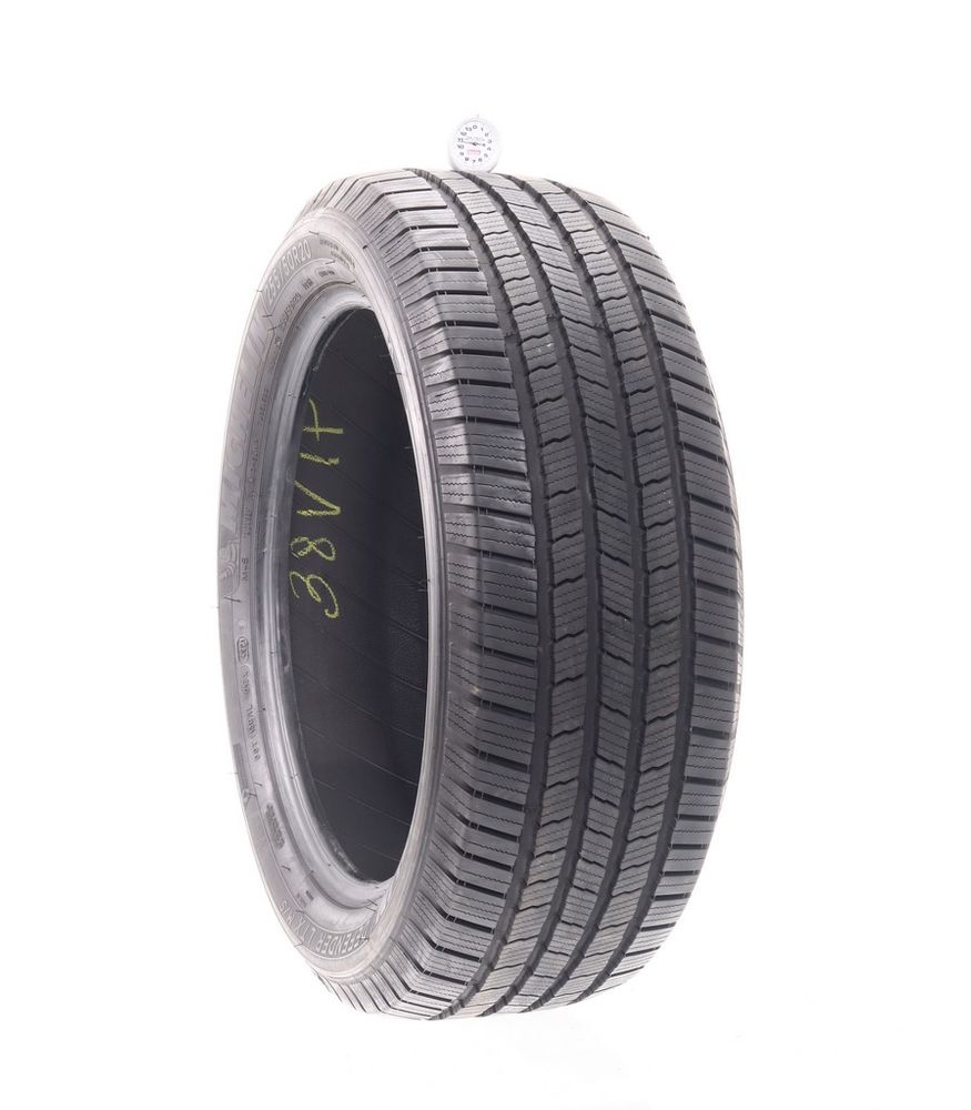 Set of (2) Used 255/50R20 Michelin Defender LTX M/S 109H - 10-10.5/32 - Image 4