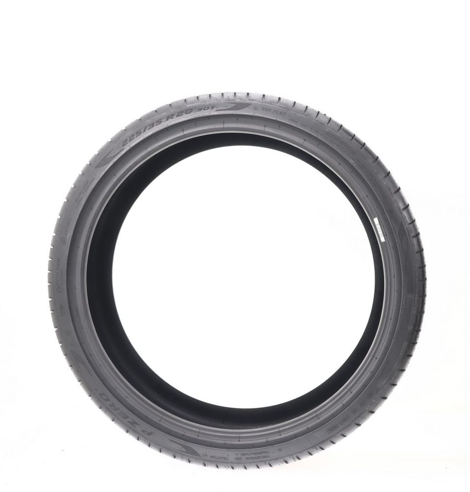 New 225/35R20 Pirelli P Zero Run Flat 90Y - Image 3