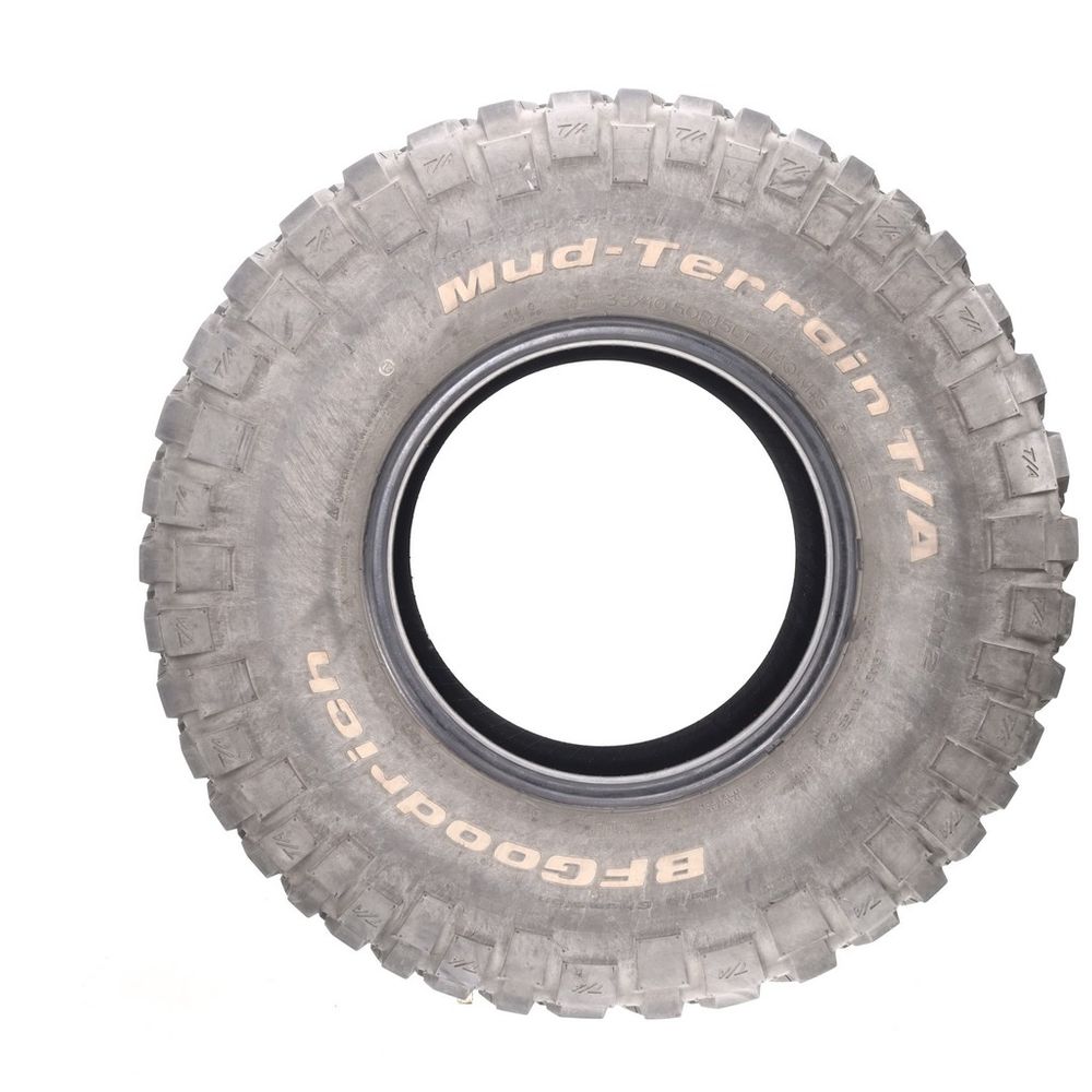 Used LT 33X10.5R15 BFGoodrich Mud-Terrain T/A KM2 114Q C - 14/32 - Image 3