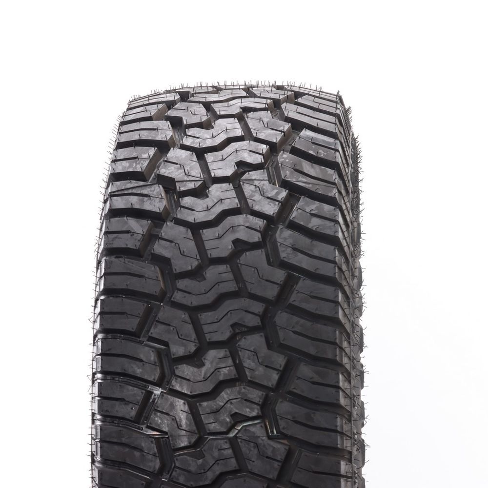 New LT 295/70R17 Yokohama Geolandar X-AT 121/118Q E - Image 2
