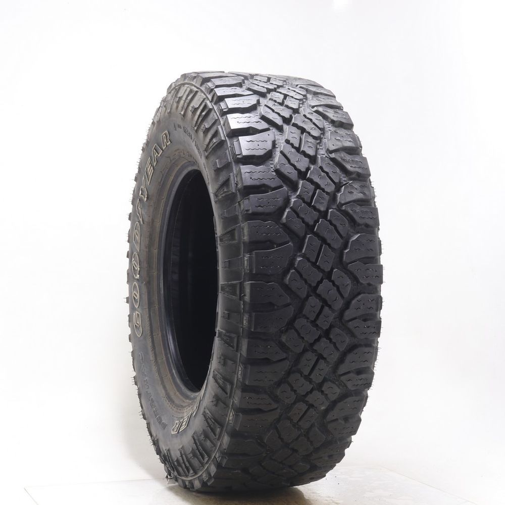 Set of (2) Used LT 285/70R17 Goodyear Wrangler Duratrac 121/118Q E - 15-16.5/32 - Image 1