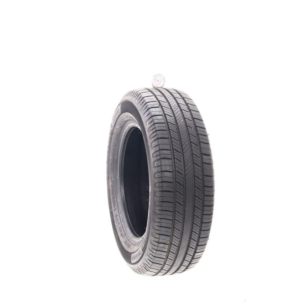 Used 215/65R16 Michelin Defender 2 98H - 11/32 - Image 1