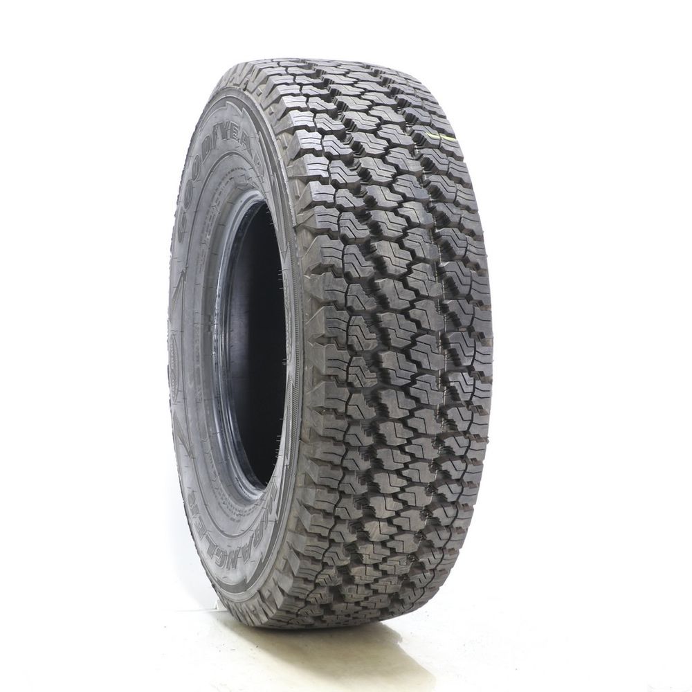 Used LT 265/75R16 Goodyear Wrangler Silent Armor Pro-Grade 123/120R E ...