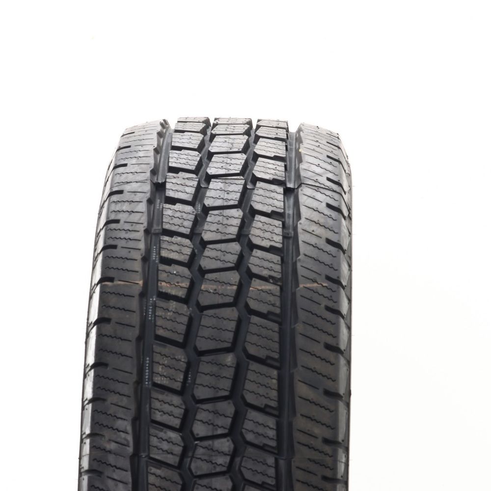 New LT 275/70R18 Mastercraft Courser HXT 125/122S E - Image 2