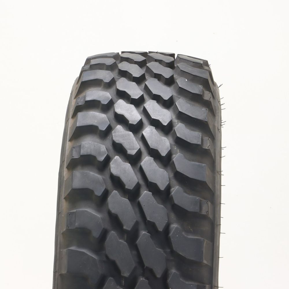 Set of (2) Used LT 235/75R15 Dunlop Radial Mud Rover 1N/A C - 15-16/32 - Image 2