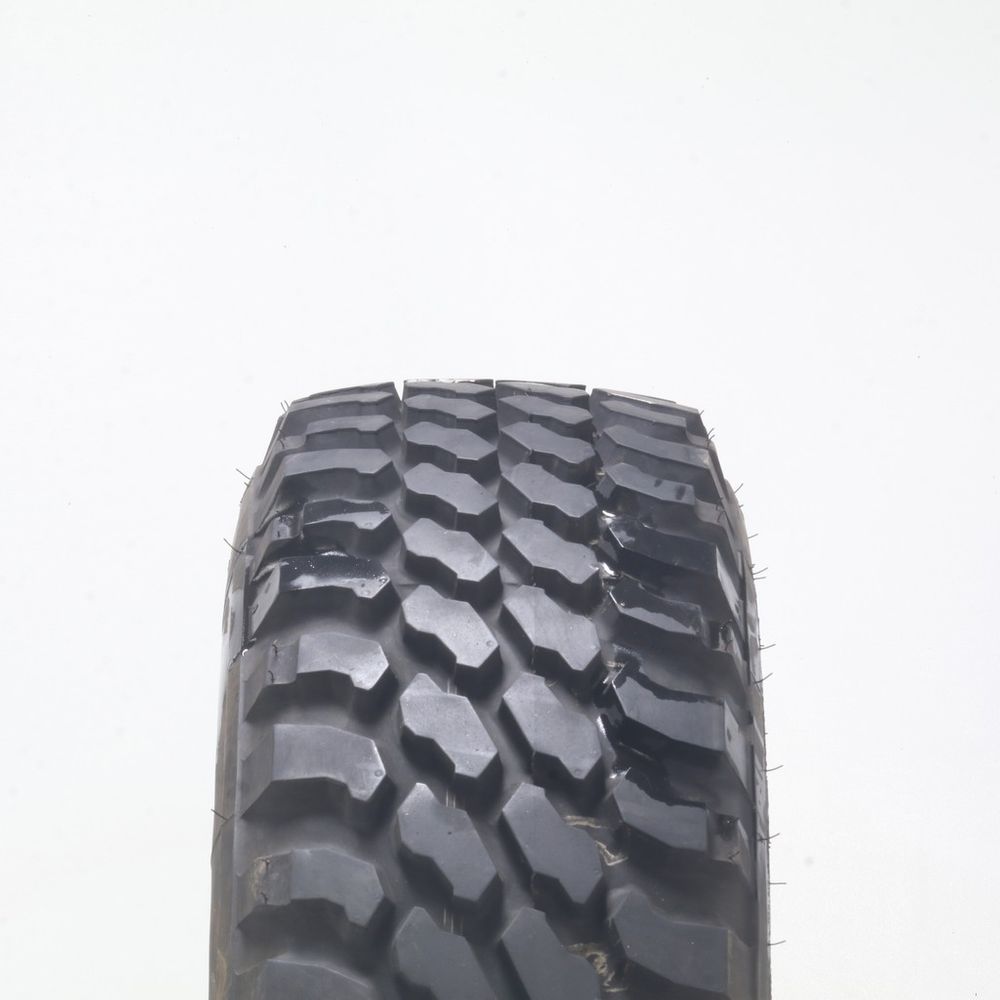 Set of (2) Used LT 235/75R15 Dunlop Radial Mud Rover 1N/A C - 15-16/32 - Image 5
