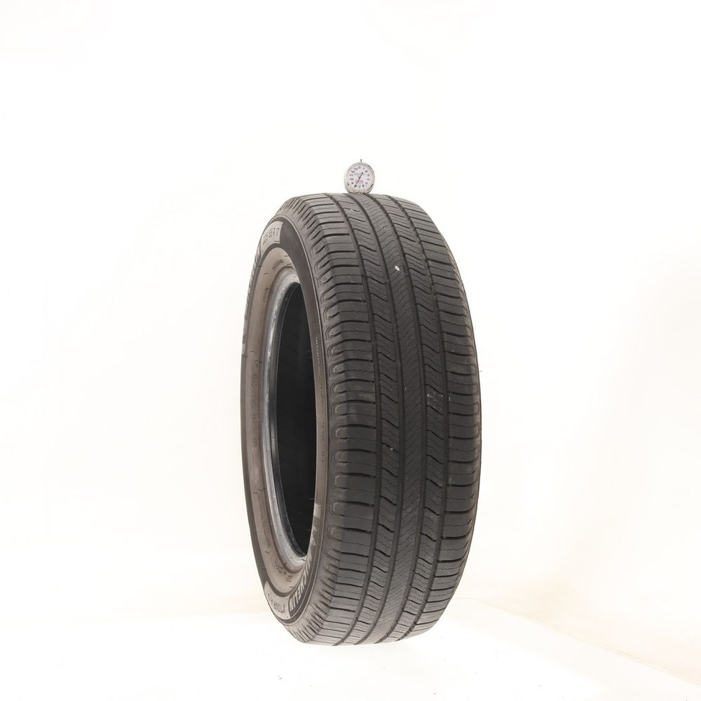 Set of (2) Used 225/65R17 Michelin X Tour A/S 2 102H - 7.5-8/32 - Image 4