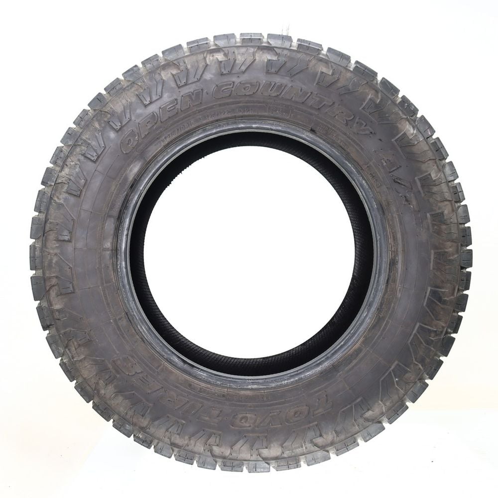 Set of (2) Used LT 275/70R18 Toyo Open Country A/T III 125/122S E - 12-13/32 - Image 3