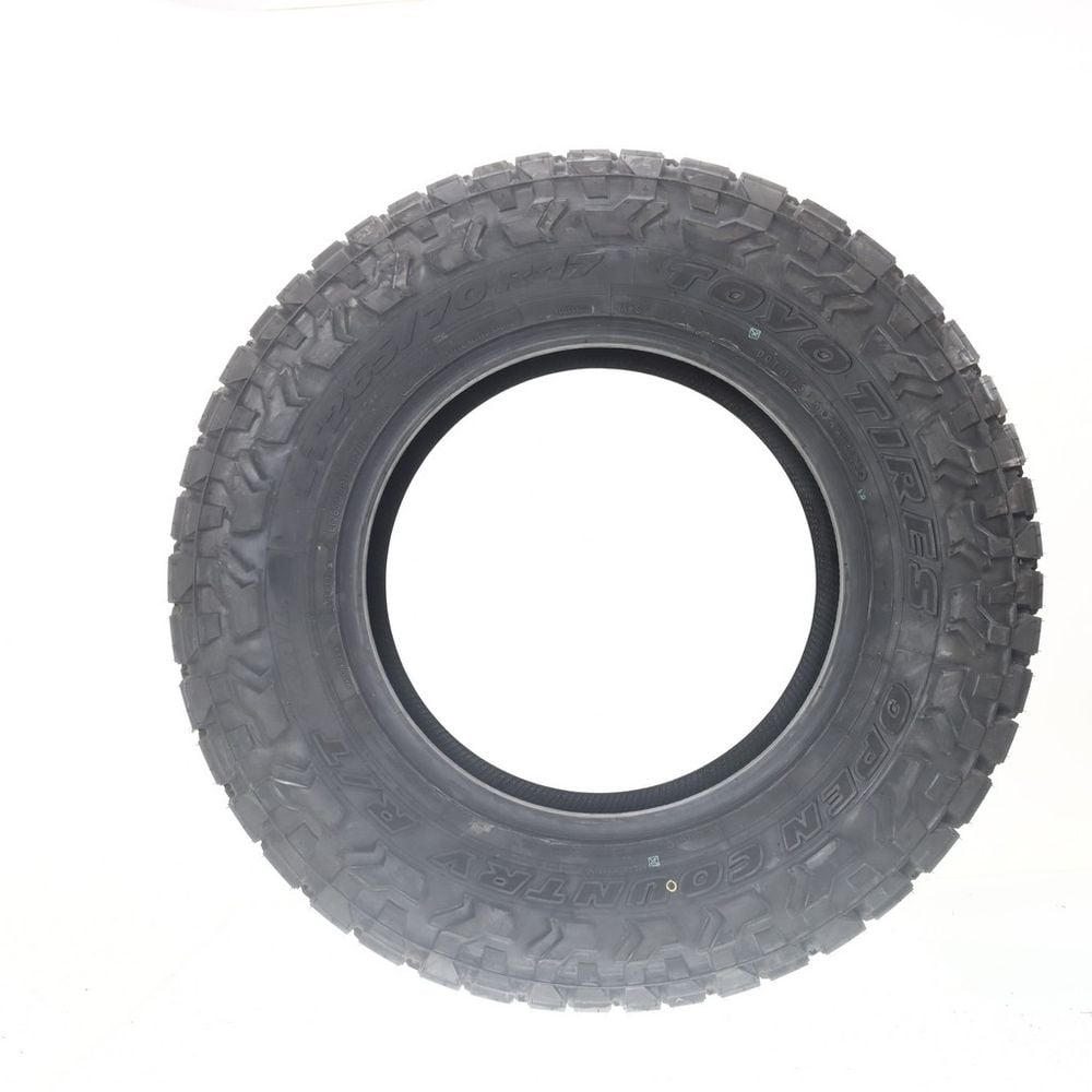 New LT 265/70R17 Toyo Open Country RT Trail 112/109T C - Image 3