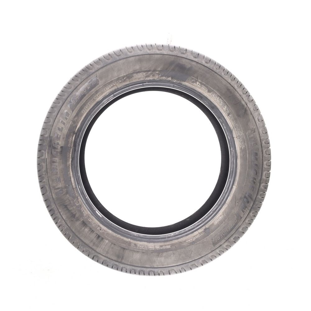 Used 225/60R18 Michelin Defender 2 104H - 9/32 - Image 3
