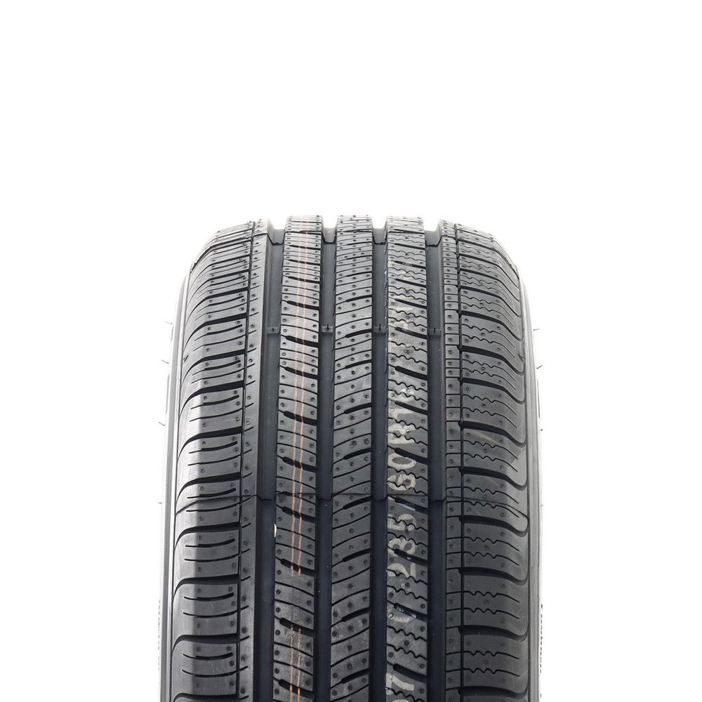 New 235/60R16 Kumho Solus TA11 100T - Image 2