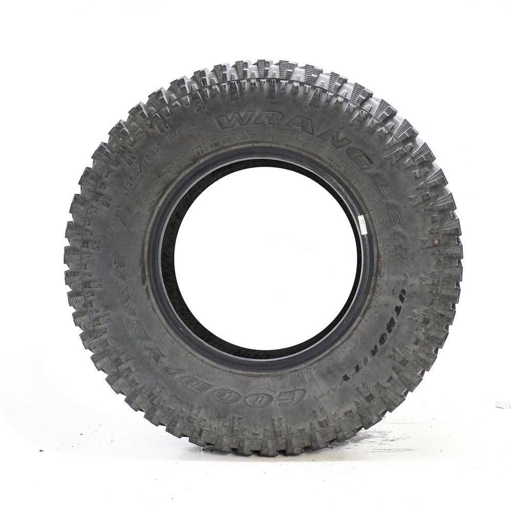 Used LT 265/75R16 Goodyear Wrangler Authority A/T 123/120Q E - 17/32 - Image 3