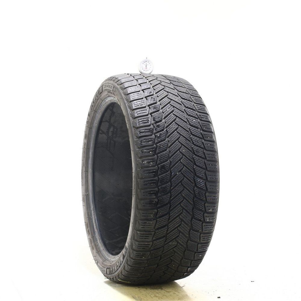 Set of (2) Used 255/40R20 Michelin X-Ice Snow 101H - 7-8.5/32 - Image 1