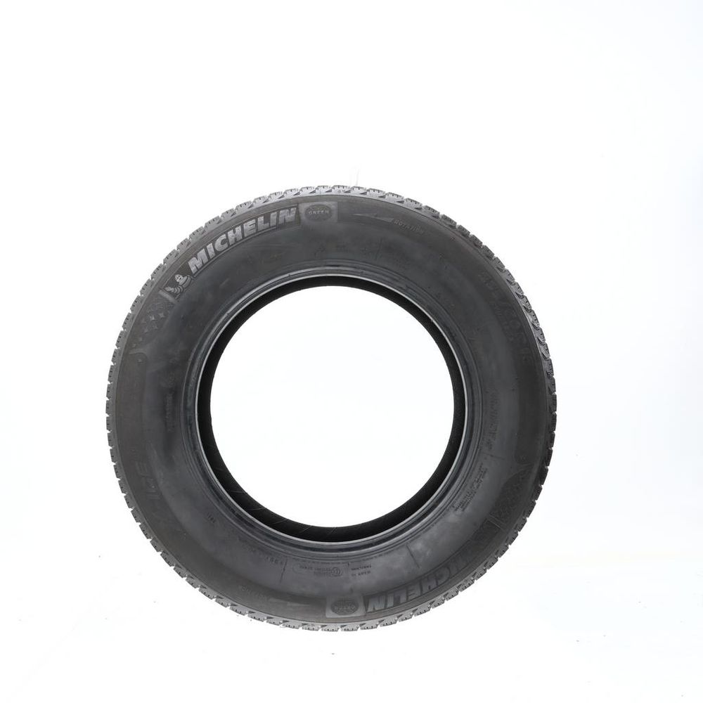 Used 235/60R16 Michelin X-Ice Xi3 100T - 7/32 - Image 3