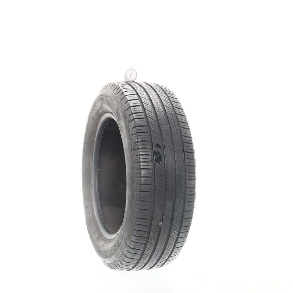 Set of (2) Used 235/60R17 Michelin Primacy Suv 102V - 7.5-8/32 - Image 1