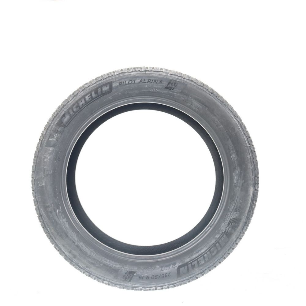 Driven Once 235/50R19 Michelin Pilot Alpin 5 AO 103H - 8.5/32 - Image 3