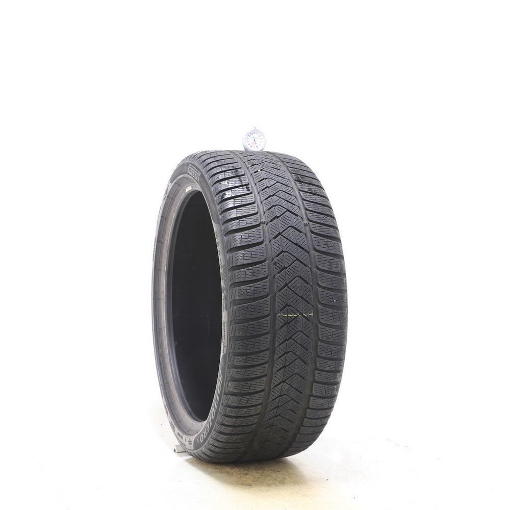 Set of (2) Used 255/35R19 Pirelli Winter Sottozero 3 Run Flat 96H - 6-7.5/32 - Image 1