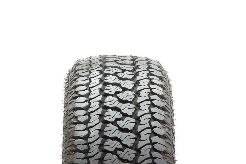 Driven Once 245/65R17 Kumho Road Venture AT51 105T - 12/32 - Image 2