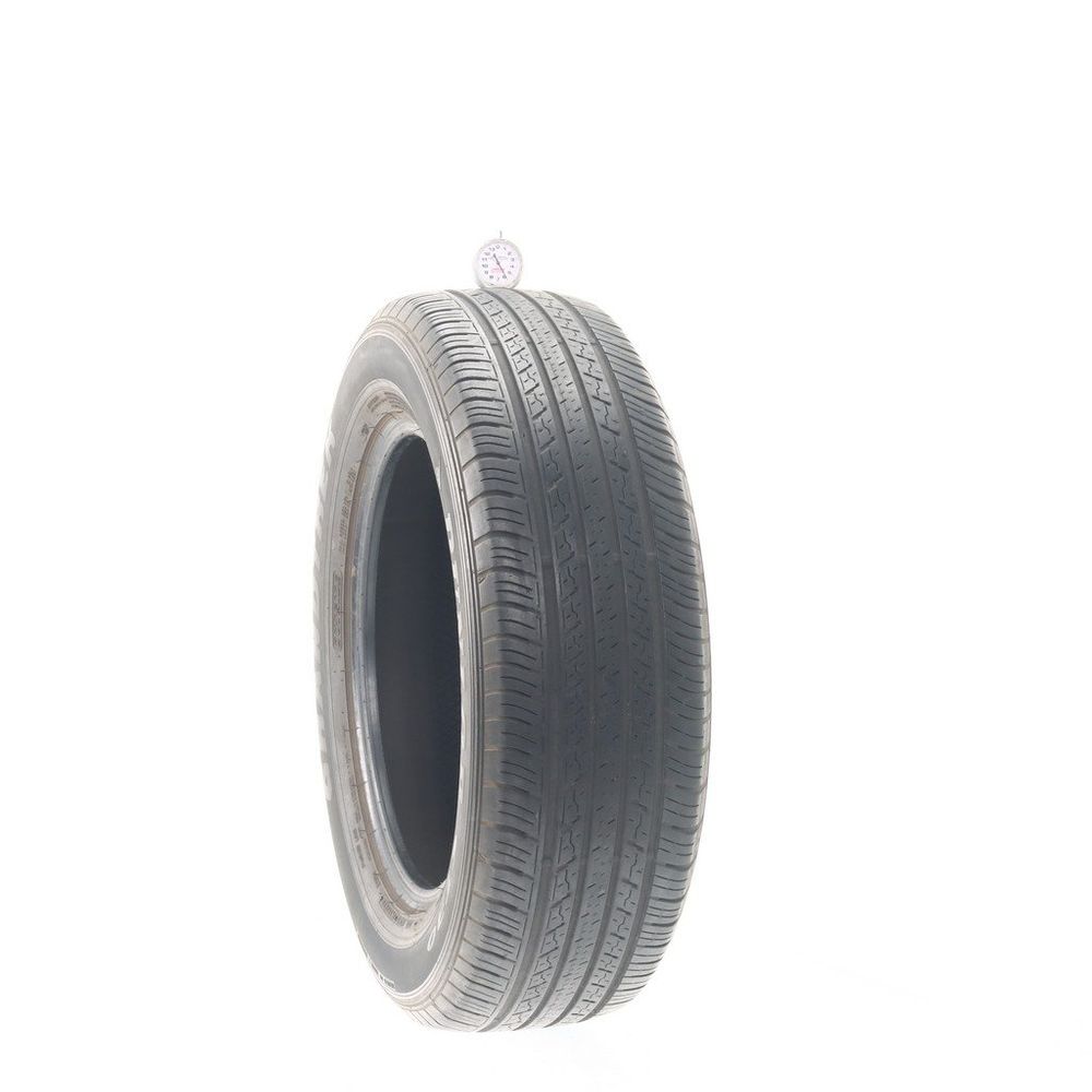 Used 225/65R17 Dunlop Grandtrek ST30 102H - 5.5/32 - Image 1