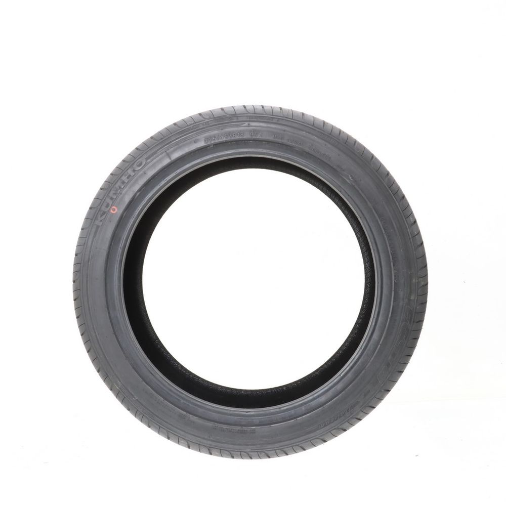 New 225/45ZR18 Kumho Ecsta LX Platinum 95W - 10.5/32 - Image 3