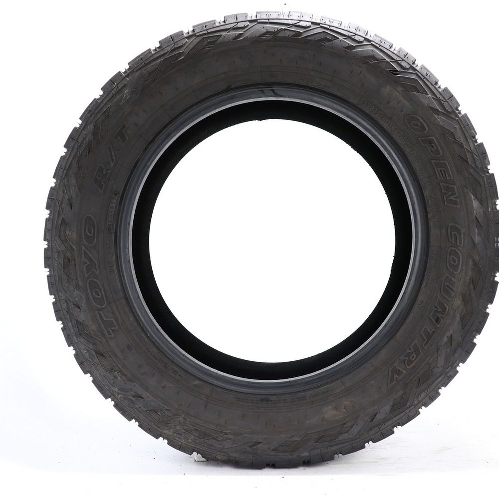 Used LT 285/60R20 Toyo Open Country RT 125/122Q E - 7/32 - Image 3