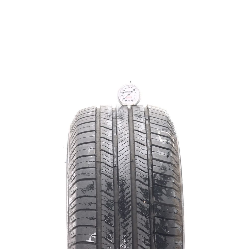 Set of (2) Used 235/65R17 Michelin Defender 2 104H - 8-8.5/32 - Image 5