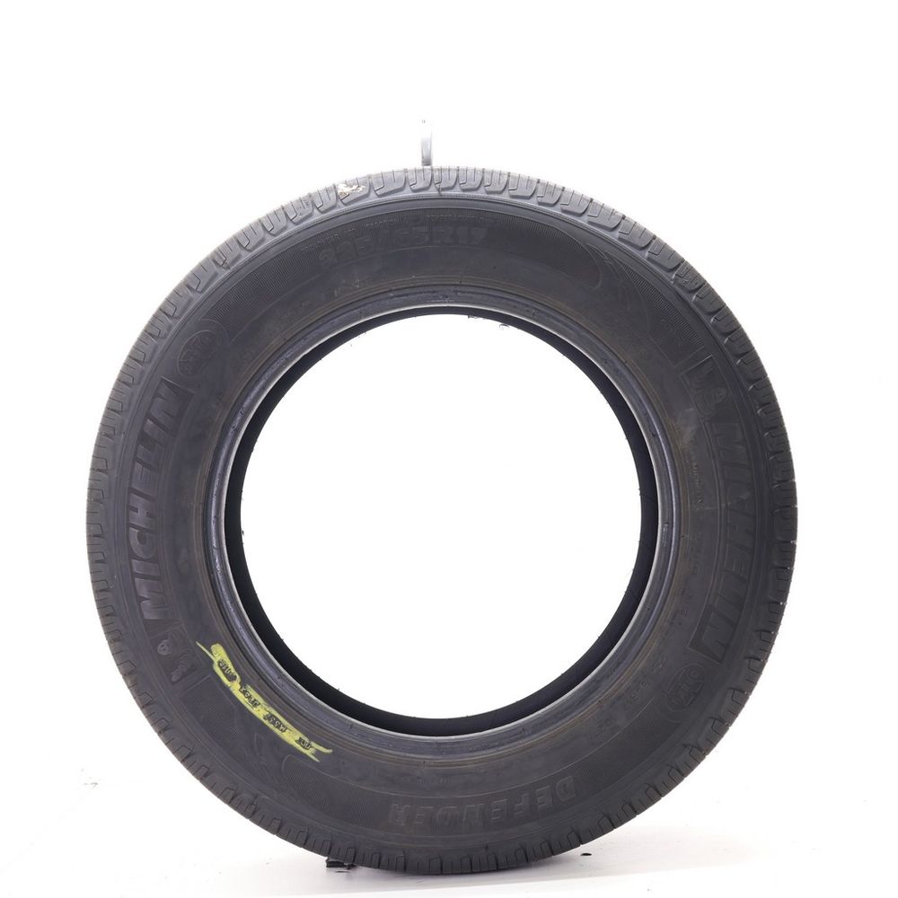 Set of (2) Used 225/65R17 Michelin Defender 102T - 7.5-8.5/32 - Image 6