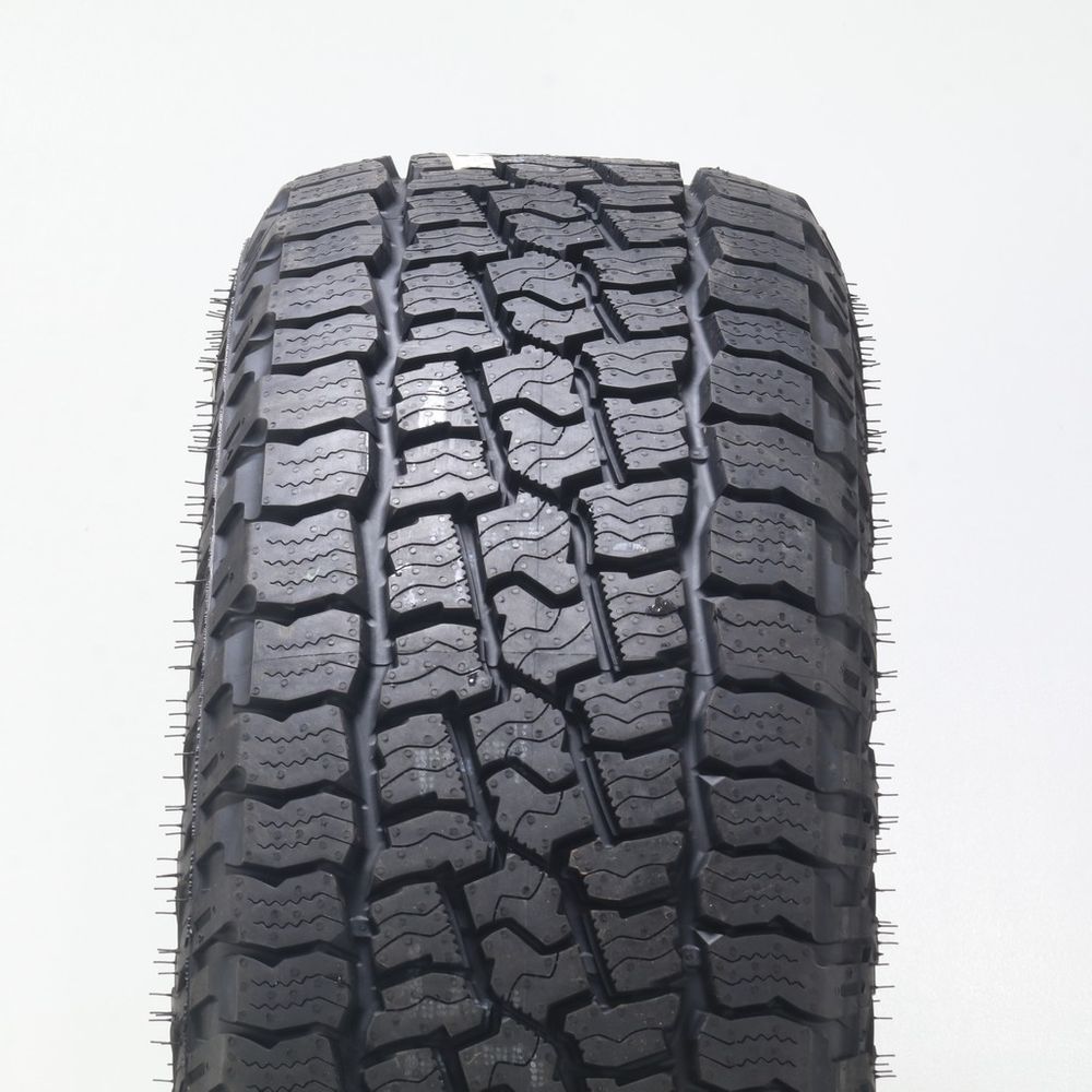 New 255/70R18 Cooper Discoverer Road+Trail AT 116T - Image 2