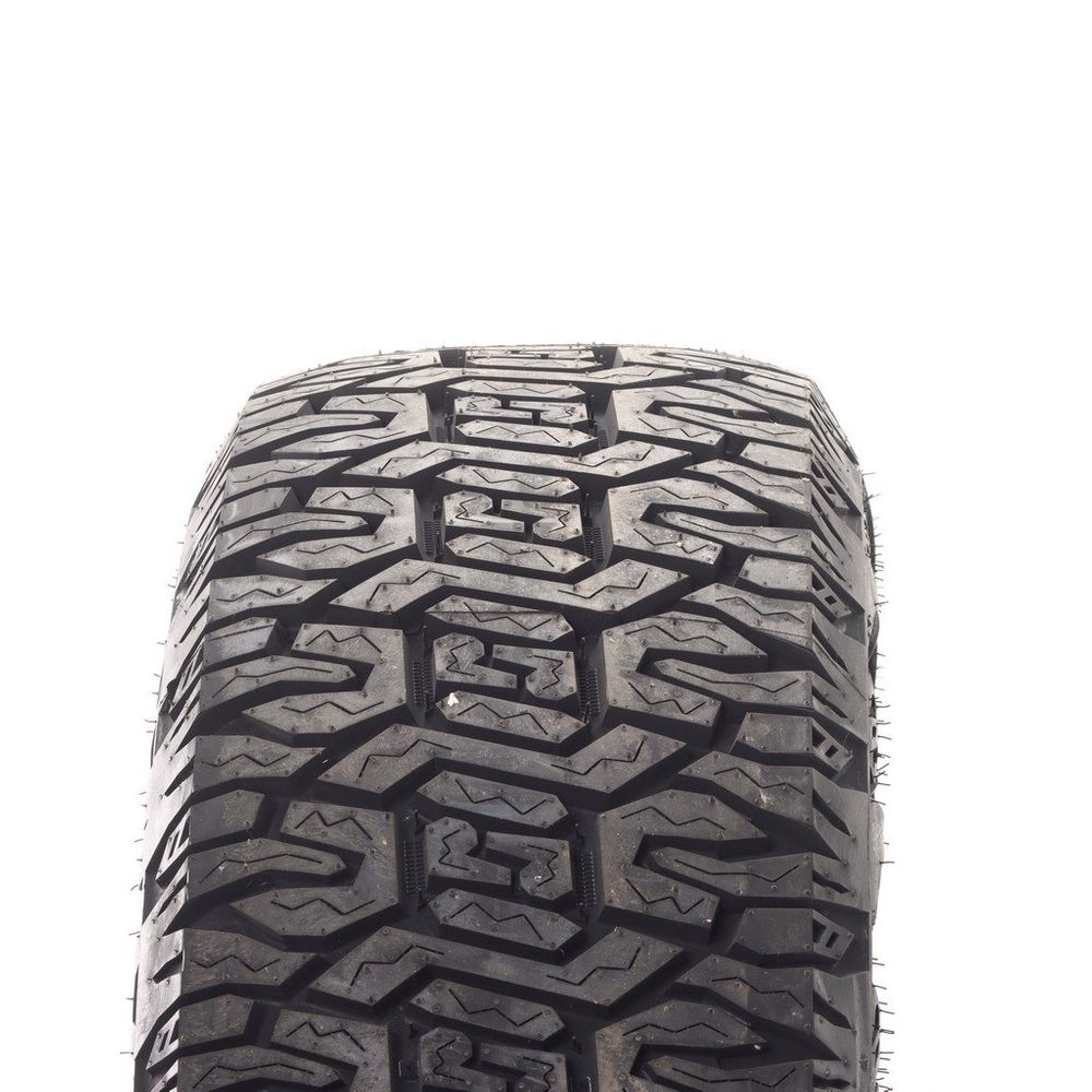 New LT 285/70R17 Radar Renegade A/t Pro 121/118S E - Image 2