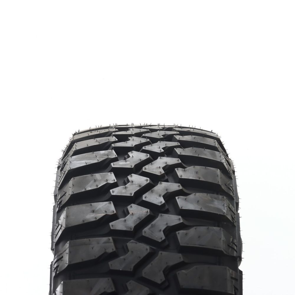 New LT 285/70R17 Evoluxx Rotator M/T 121/118Q E - Image 2