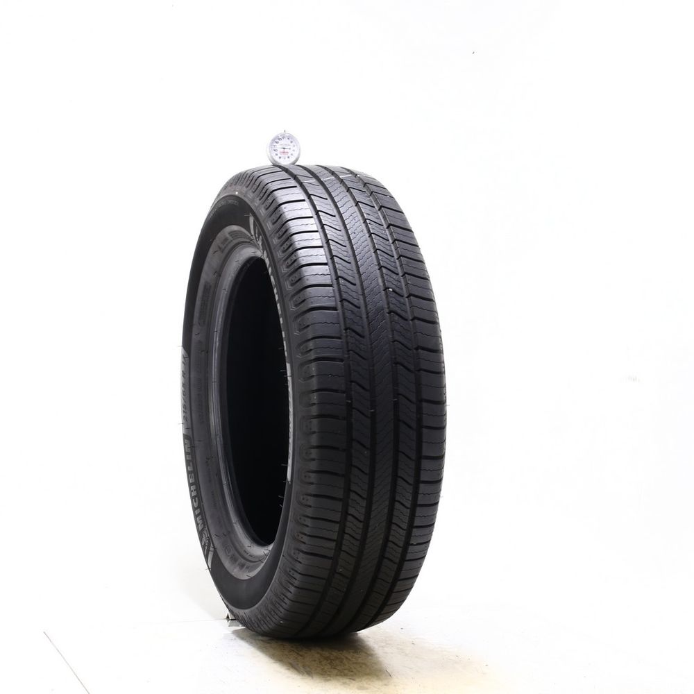Set of (2) Used 215/65R17 Michelin Defender 2 103H - 9-10.5/32 - Image 2